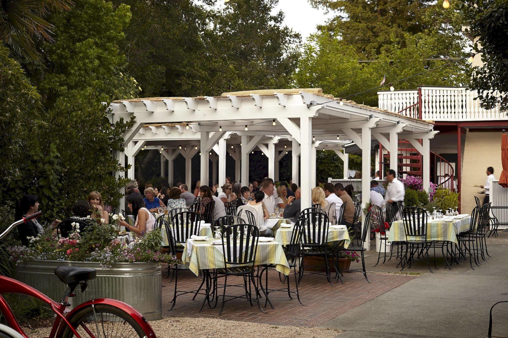 Calistoga Inn Restaurant And Brewery מראה חיצוני תמונה